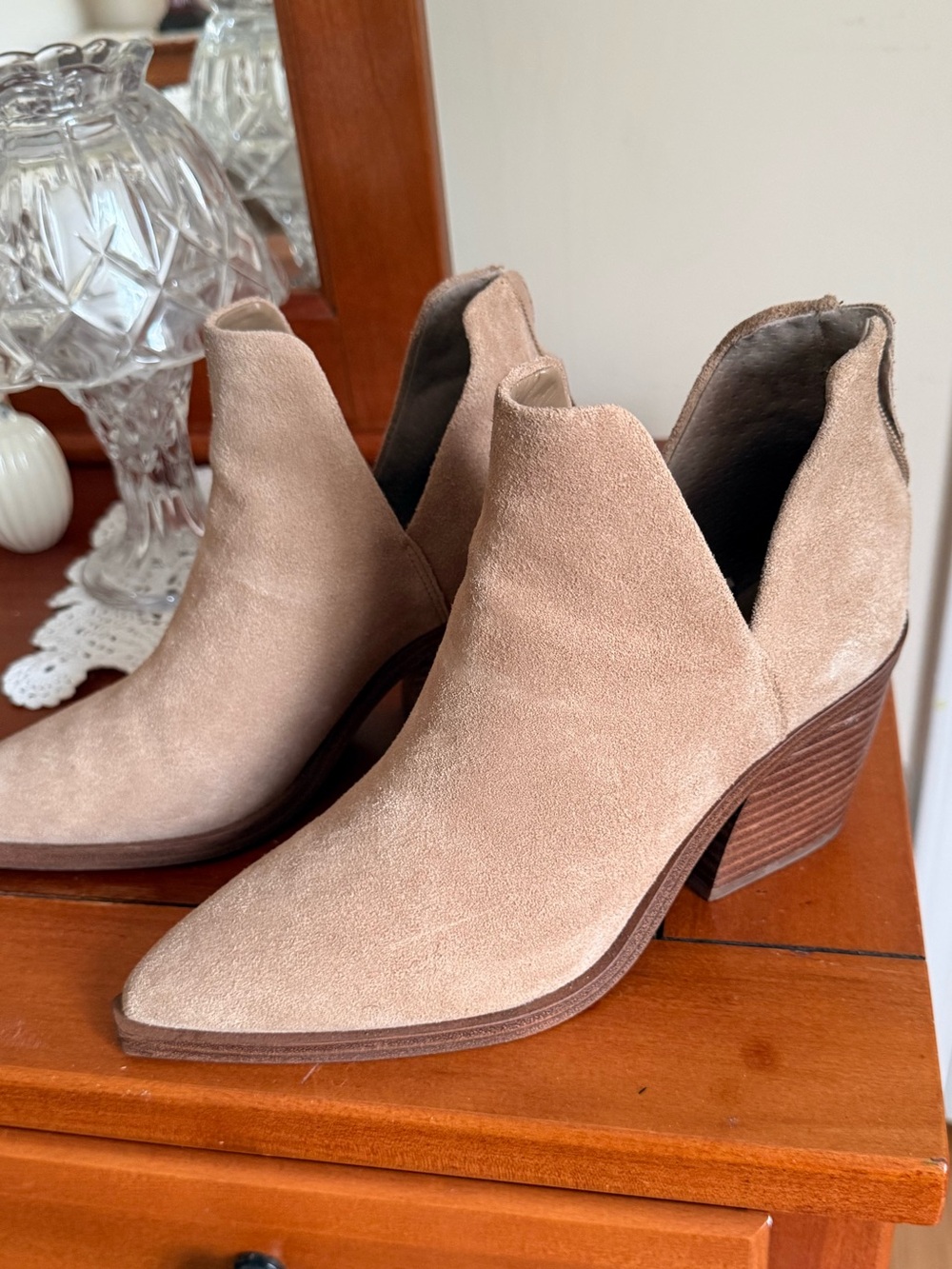 Vince Camuto ankle bootie